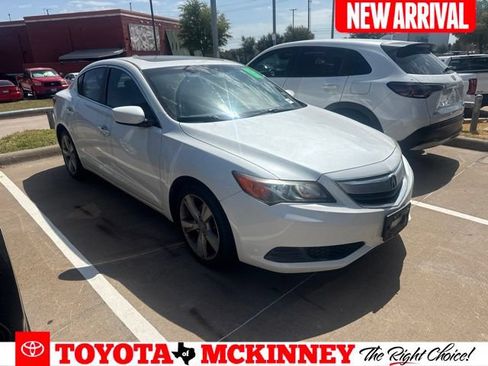 Used 2015 Acura ILX FWD image 1