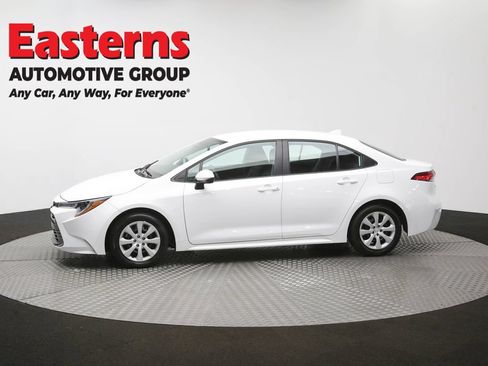 Used 2025 Toyota Corolla LE FWD image 57
