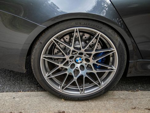 Used 2017 BMW M3 RWD image 13