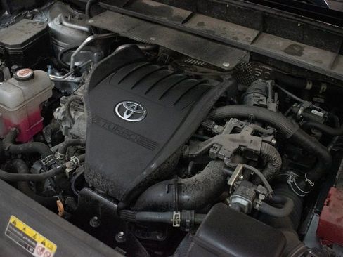 Used 2023 Toyota Highlander XSE image 10