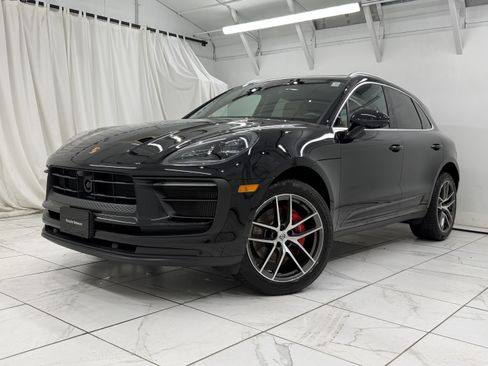 Certified 2023 Porsche Macan S AWD/4WD image 7