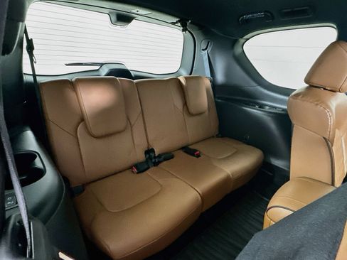 Used 2024 INFINITI QX80 Sensory w/ Cargo Package AWD/4WD image 31