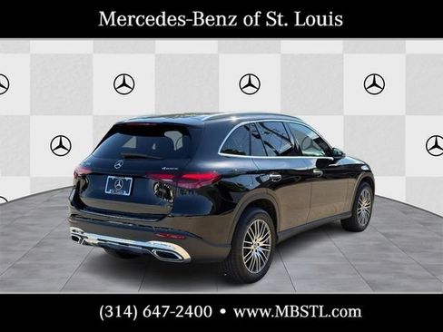 Certified 2025 Mercedes-Benz GLC 300 4MATIC image 3