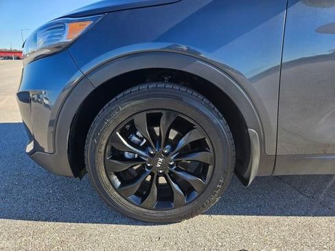 Used 2020 Kia Sorento S image 28