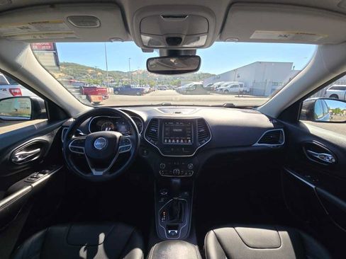 Used 2021 Jeep Cherokee Latitude Lux w/ Comfort/Convenience Group AWD/4WD image 15