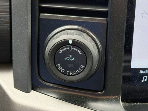 Used 2024 Ford F150 XLT image 31