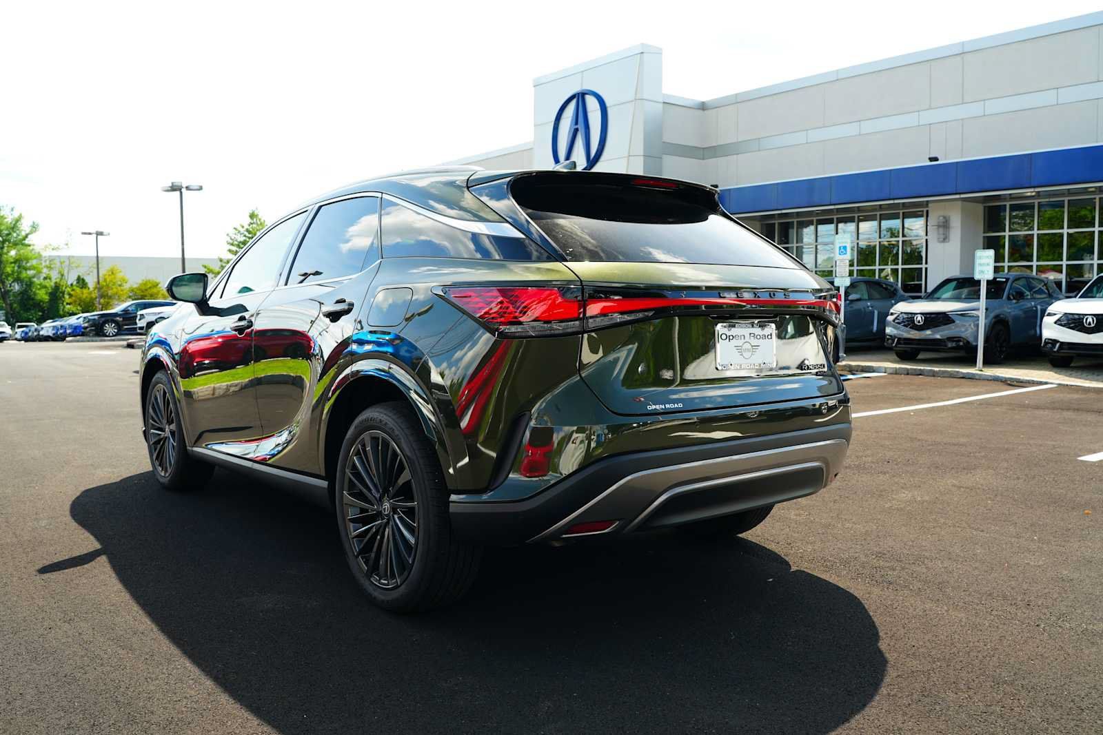 Used 2026 Lexus RX 350 Premium w/ Accessory Package (Z1) AWD/4WD image 5