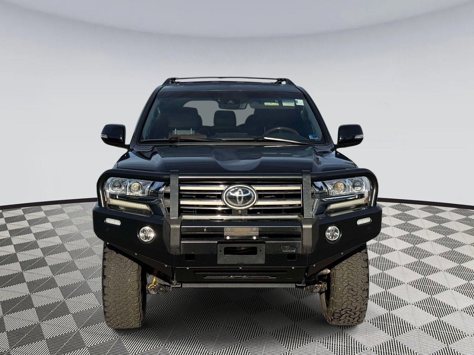 Used 2017 Toyota Land Cruiser AWD/4WD image 6