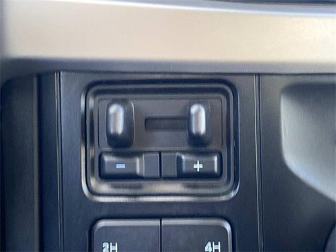 Used 2025 Ford F350 XLT image 65