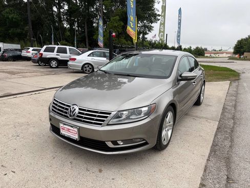 Used 2013 Volkswagen CC Sport FWD image 1