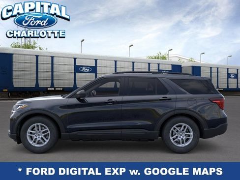 New 2026 Ford Explorer Active RWD image 3