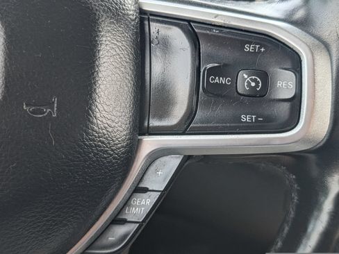 Used 2019 RAM 1500 Big Horn RWD image 14
