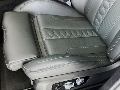 Used 2026 BMW X6 M Competition w/ Executive Package image 21