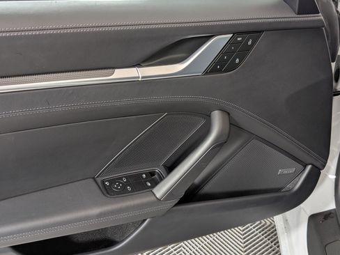 Certified 2022 Porsche 911 Carrera 4S image 15