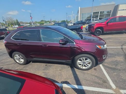 Used 2018 Ford Edge SEL w/ Equipment Group 201A AWD/4WD image 8