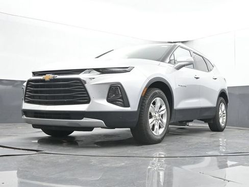 Used 2019 Chevrolet Blazer LT FWD image 26