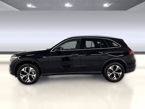 Certified 2025 Mercedes-Benz GLC 350e 4MATIC image 2