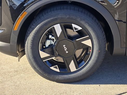 New 2026 Kia Sportage LX image 44