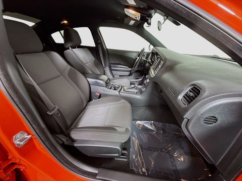 Used 2021 Dodge Charger SXT image 29
