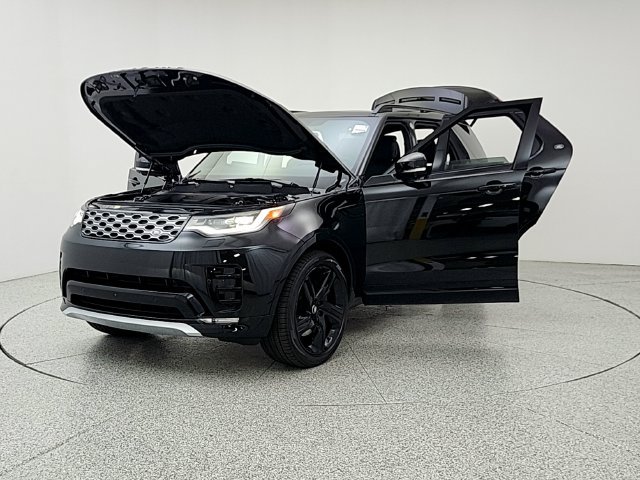 New 2026 Land Rover Discovery Limited Edition AWD/4WD image 9