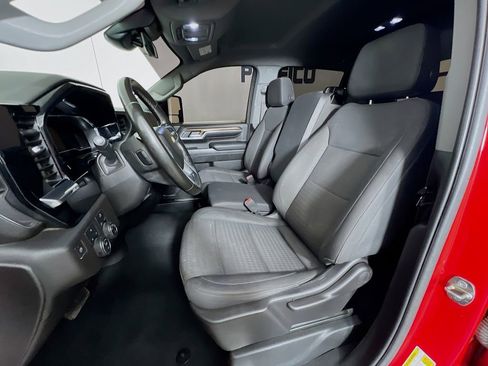 Used 2024 Chevrolet Silverado 2500 LT w/ Snow Plow Prep/Camper Package image 13