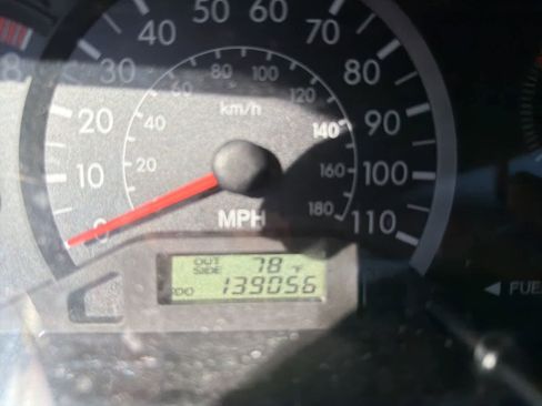 Used 2006 Toyota Corolla CE FWD image 2
