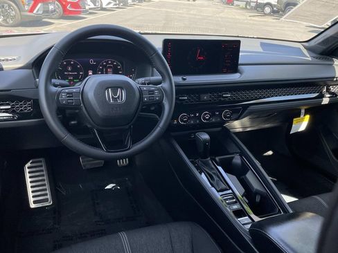 Used 2024 Honda Accord Sport image 6