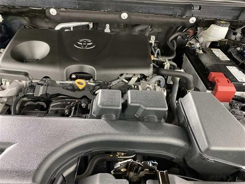 Used 2023 Toyota RAV4 XLE Premium image 32