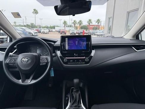 Used 2024 Toyota Corolla LE FWD image 28