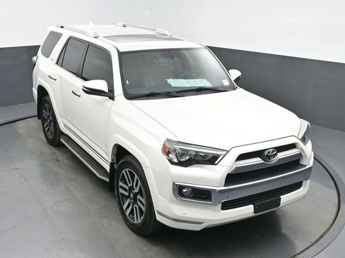 Used 2017 Toyota 4Runner Limited image 47