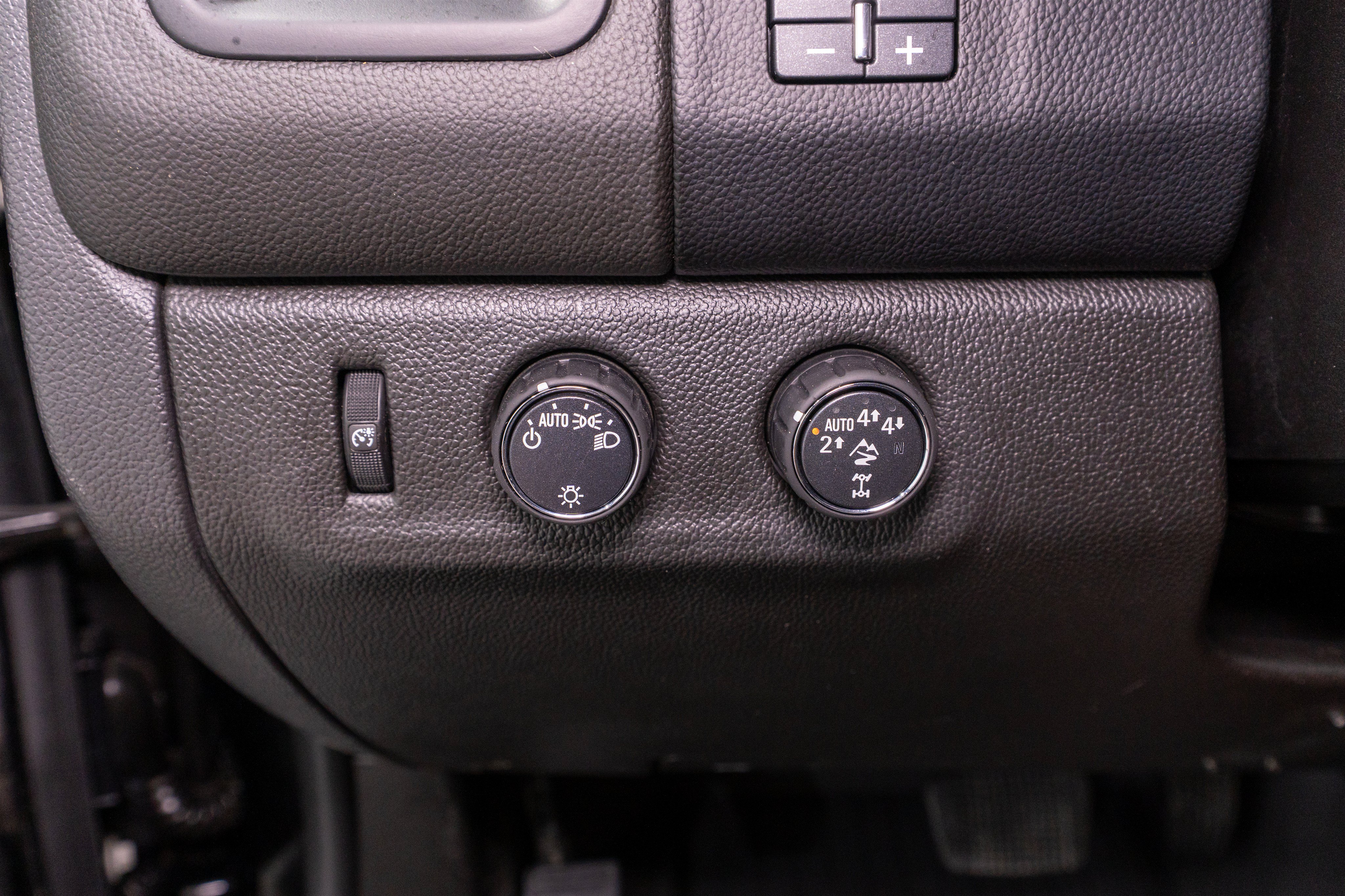 Used 2018 Chevrolet Colorado ZR2 AWD/4WD image 30