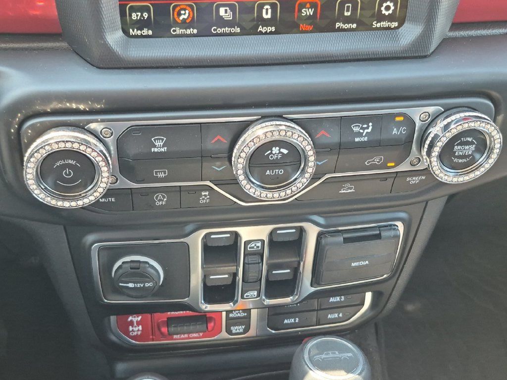 Used 2022 Jeep Gladiator Rubicon w/ Trailer Tow Package AWD/4WD image 21