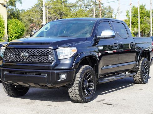 Used 2018 Toyota Tundra Platinum image 10
