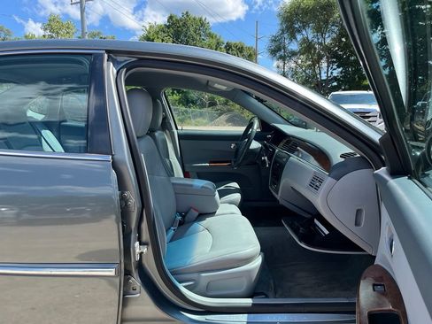 Used 2005 Buick LaCrosse CXL w/ Chrome Appearance Package FWD image 32