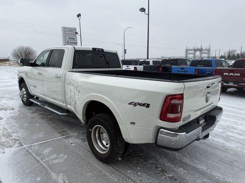 Used 2022 RAM 3500 Limited w/ Max Tow Package image 8
