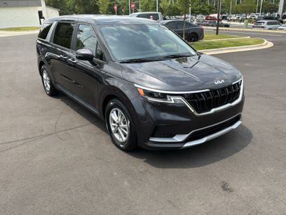Used 2024 Kia Carnival LX