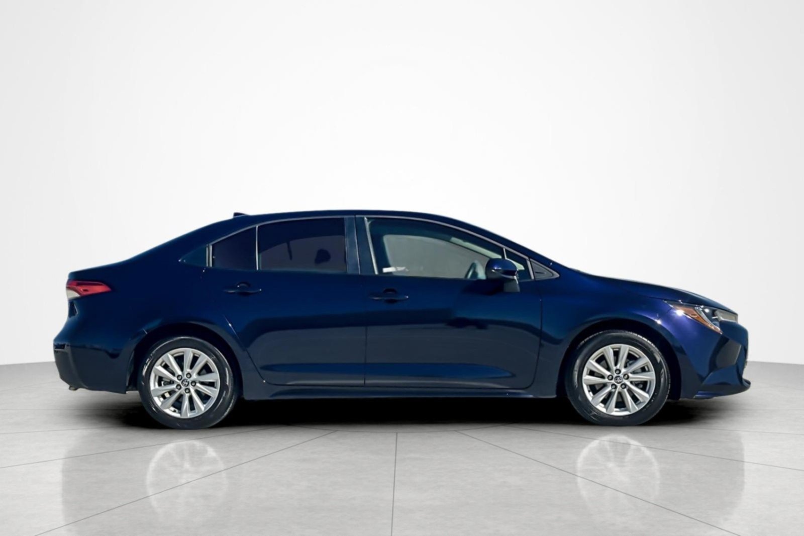 Certified 2026 Toyota Corolla LE w/ LE Premium Package FWD image 6