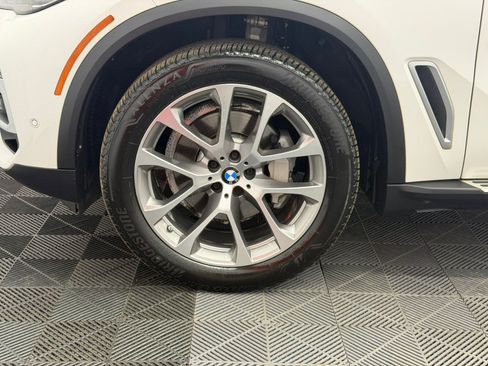 Used 2021 BMW X5 xDrive40i w/ Premium Package AWD/4WD image 37