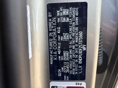 Used 2025 Kia Sportage LX FWD image 27