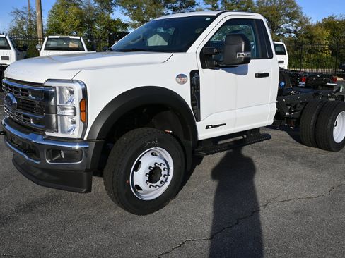 New 2025 Ford F600 2WD Regular Cab Super Duty w/ XL Chrome Package image 1