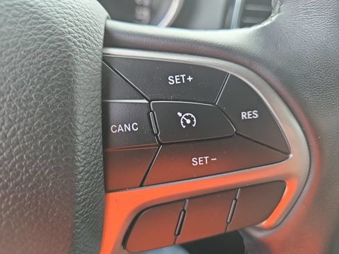 Used 2021 Jeep Grand Cherokee Altitude AWD/4WD image 31