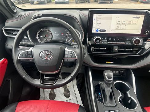 Used 2023 Toyota Highlander XSE AWD/4WD image 26
