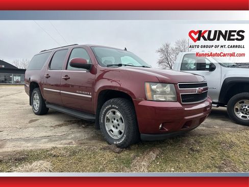 Used 2009 Chevrolet Suburban LT image 1