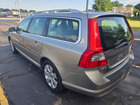 Used 2008 Volvo V70 image 5