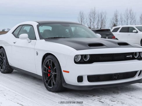Used 2023 Dodge Challenger SRT Hellcat RWD image 12