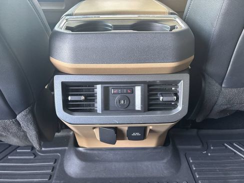 Used 2023 Ford F350 Lariat w/ Lariat Ultimate Package AWD/4WD image 22