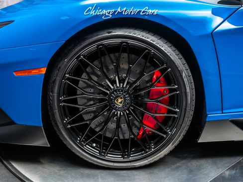 Used 2017 Lamborghini Aventador LP 750-4 Superveloce image 10