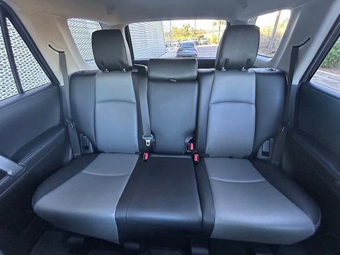 Used 2022 Toyota 4Runner SR5 Premium image 13