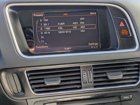 Used 2016 Audi Q5 2.0T Premium Plus w/ Technology Package image 25