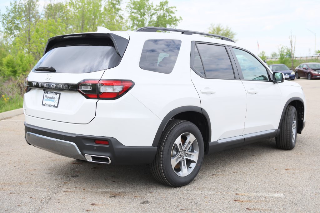 New 2026 Honda Pilot EX-L image 6